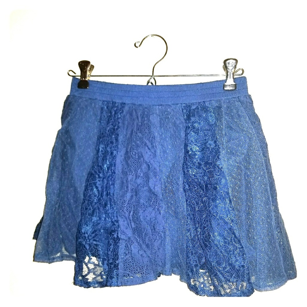 Fun flirty blue skirt